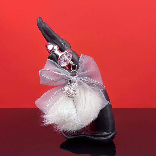 White Pompom Bow Anal plug KI01