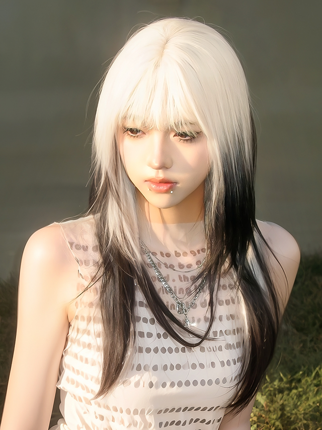 Light Gold to Black Ombre Medium Straight Hair KW115
